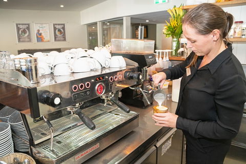 Seagulls Club - Accommodation in Brisbane 2