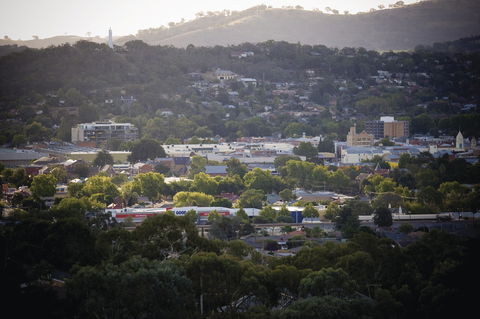 Monument Hill - Accommodation in Brisbane 0