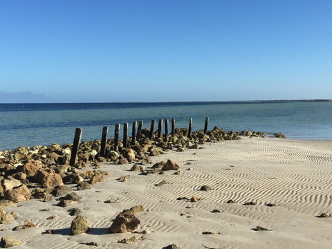 Simms Cove Lookout And Beach, Moonta Bay - Accommodation in Brisbane 2