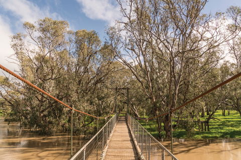 Lachlan River Swing Bridge - Accommodation in Brisbane 0