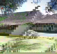 Pinjarra - Accommodation in Brisbane