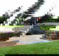 Dunwich War Memorial - Accommodation in Brisbane