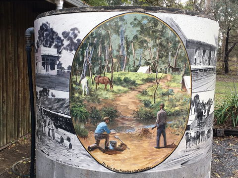 Tatong Tavern Water Tank - Accommodation in Brisbane 0