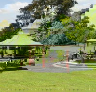 Warragul - Accommodation in Brisbane