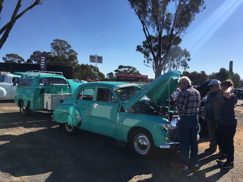 Winton Motor Raceway - Accommodation in Brisbane 2