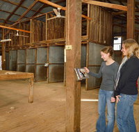 Yanga Woolshed - Accommodation in Brisbane