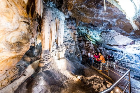 Jenolan Caves: Chifley Cave Tour - Accommodation in Brisbane 0