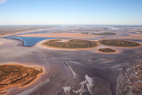 Helicopter Scenic: Lizard Safari - Accommodation in Brisbane 0