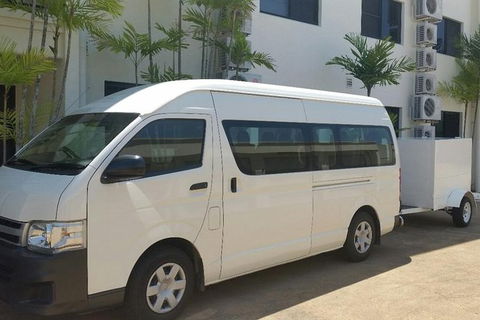 Safe Private Transfer From Cairns To Port Douglas For Up To 13 People - Accommodation in Brisbane 2