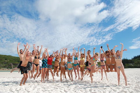 Day Sail The Whitsunday Islands On Atlantic Clipper From Airlie Beach - Accommodation in Brisbane 1