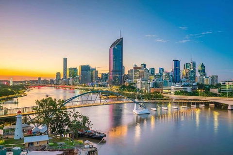 Brisbane Airport Transfers : Brisbane To Brisbane Airport BNE In Luxury Van - Accommodation in Brisbane 6
