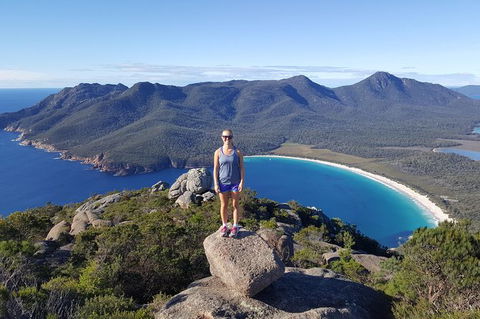 4-Day Fabulous Tasmania Tour: Wineglass Bay, Port Arthur, Devils & Bruny Island - Accommodation in Brisbane 0