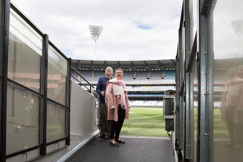 Ultimate Sports Lovers Bus Tour Of Melbourne - Accommodation in Brisbane 11