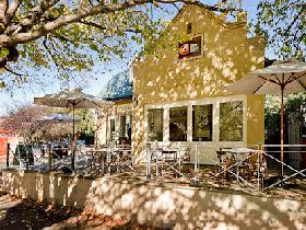 Hahndorf SA Accommodation in Brisbane