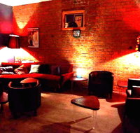 Club Voltaire - Accommodation in Brisbane