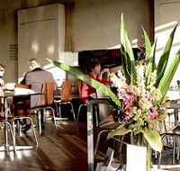 R Bar Restaurant Port Melbourne - Accommodation in Brisbane