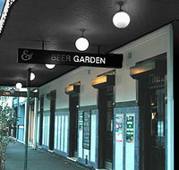 Duck  Swan Hotel - Accommodation in Brisbane