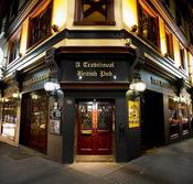 The Elephant  Wheelbarrow - Accommodation in Brisbane