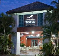 Runaway Bay Tavern - Accommodation in Brisbane