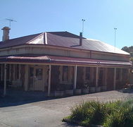 Old Bush Inn - Accommodation in Brisbane