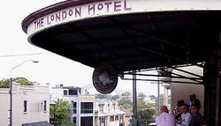 London Hotel And Restaurant - Accommodation in Brisbane 1
