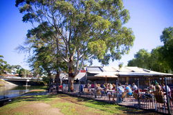 Anglers Tavern - Accommodation in Brisbane 3