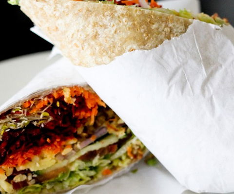 Magic Apple Whole Food Diner - Accommodation in Brisbane 1