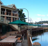 The Woodport Inn - Accommodation in Brisbane