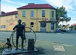 Evandale TAS Accommodation in Brisbane