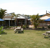 Moonee Beach Tavern - Accommodation in Brisbane