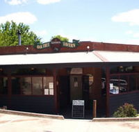 The Oak Tree Tavern - Accommodation in Brisbane