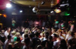 Club Tracks - Accommodation in Brisbane 2