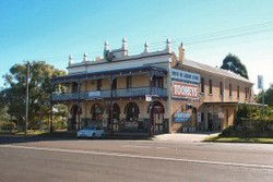 Caledonia Hotel - Accommodation in Brisbane 3
