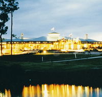 Arundel Hills Country Club - Accommodation in Brisbane