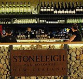 Stoneleigh Lounge - Accommodation in Brisbane