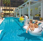 Pool Club - Accommodation in Brisbane