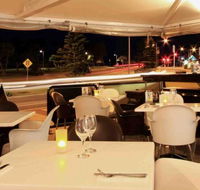 Cafe Fresh Lounge Bar  Shinsen Restaurant - Accommodation in Brisbane