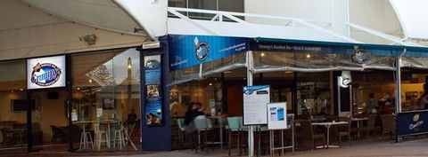 Grumpys Barefoot Bar, Steak & Seafood Grill - Accommodation in Brisbane 1