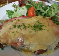 Raglan Tavern - Accommodation in Brisbane