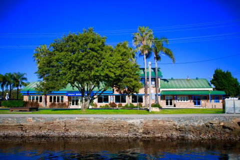 Tea Gardens Hotel–Motel - Accommodation in Brisbane 0
