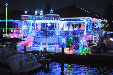 Christmas Lights Cruise - Accommodation in Brisbane 2