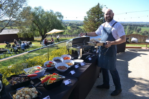 Daddy's Day Out At Borambola Wines By The Roundabout Restaurant - Accommodation in Brisbane 0
