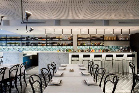 Zahli Modern Middle Eastern Restaurant - Accommodation in Brisbane 10