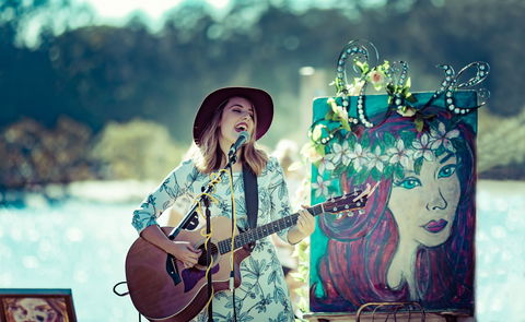 Buskers By The Lake - Accommodation in Brisbane 2