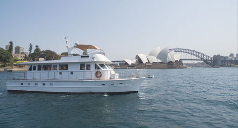 Exclusive New Years Eve Cruise On  Silver Spirit - Accommodation in Brisbane 2