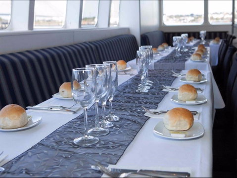 Sydney Harbour Fathers Day Lunch Cruise - Accommodation in Brisbane 1