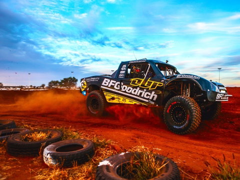 Tatts Finke Desert Race - Accommodation in Brisbane 1