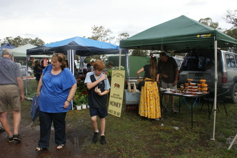 Twilight Markets At East Kurrajong - Accommodation in Brisbane 1
