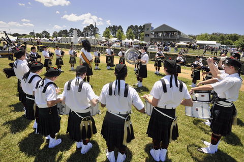Bong Bong Picnic Races - Accommodation in Brisbane 2