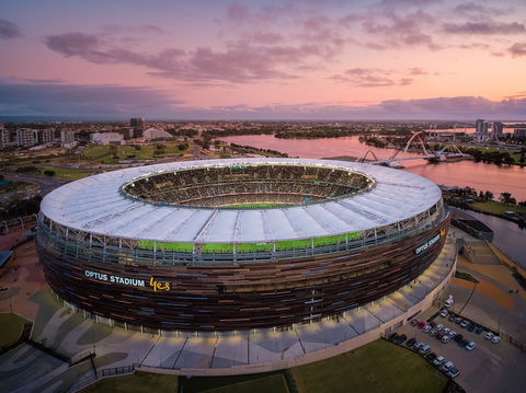 Fremantle Dockers V West Coast Eagles - AFL Round 7 - Accommodation in Brisbane 1